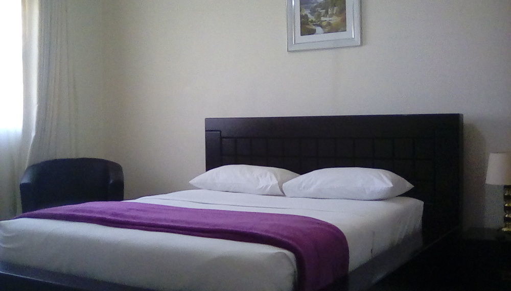 Cypress Executive Lodge Livingstone Dış mekan fotoğraf