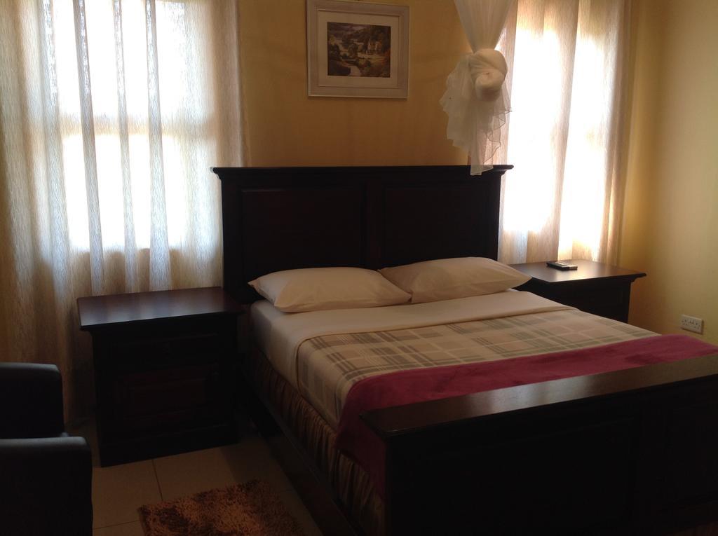 Cypress Executive Lodge Livingstone Dış mekan fotoğraf