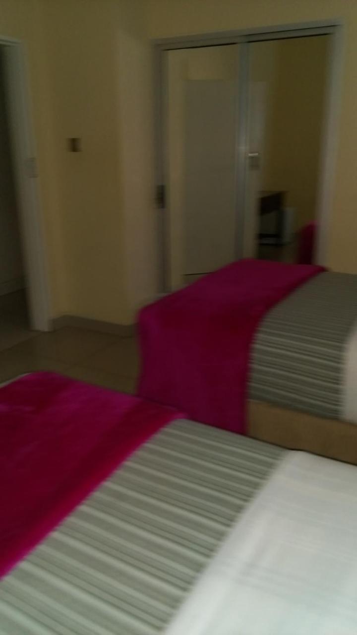 Cypress Executive Lodge Livingstone Dış mekan fotoğraf